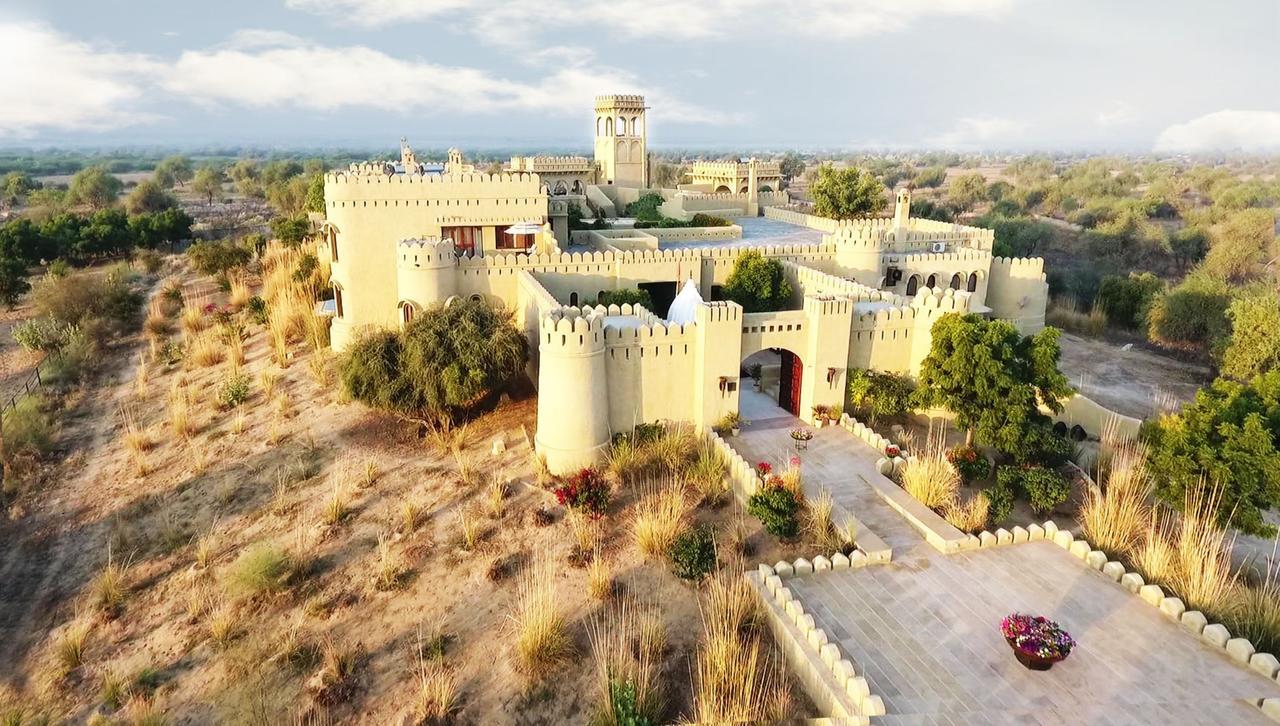 فندق ميهير جاره Rohat المظهر الخارجي الصورة